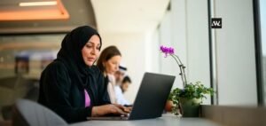 Read more about the article Hybrid work tops preferences for Emirati women in Sharjah, new survey reveals